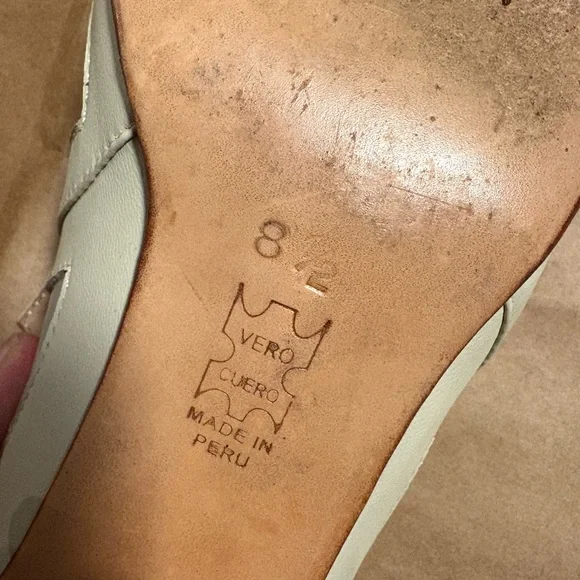 John Fluevog Super Fine Cardinal  Square Toe Loafer Heel - Picture 6 of 8